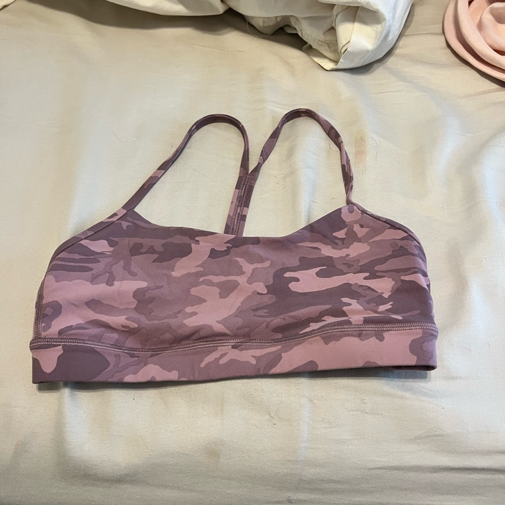 Lululemon pink camo flow y bra size 6